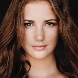 Anna Osceola 飾演 Girl #1