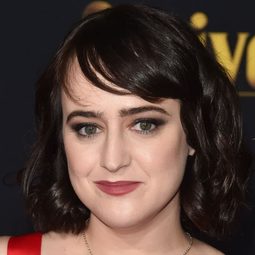 瑪拉·威爾森 - 肥媽先生演員 飾演Natalie Hillard