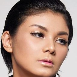 Intan RJ 飾演 Wulan