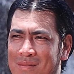 成運安 飾演 Gangster Boss