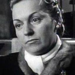 France Asselin 飾演 Llittle woman