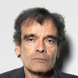 Harun Farocki 飾演 Delamarche