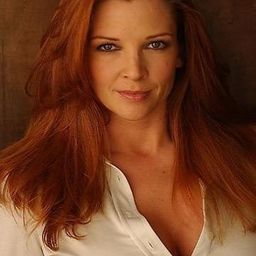 LoriDawn Messuri 飾演 Linda Fox