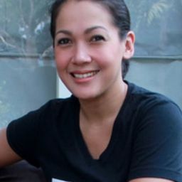 Mieke Amalia 飾演 Amelia