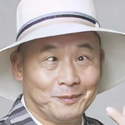 魚頭雲 - 龍咁威演員 飾演Blind Man