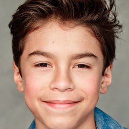 Sergio Blanco 飾演 Andi