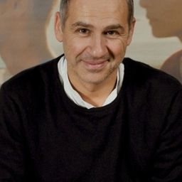 Andrea Jublin 飾演 Fabio