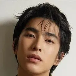 曾敬驊 飾演 Wei Zhong-Ting