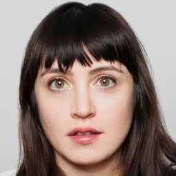 塔莉梅德爾 飾演 Becky Sregor