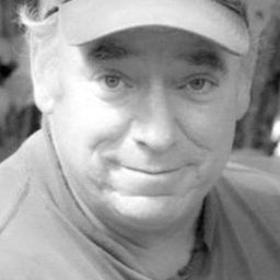 Hank Cartwright - 女巫一族演員 飾演Two-Headed Man #1