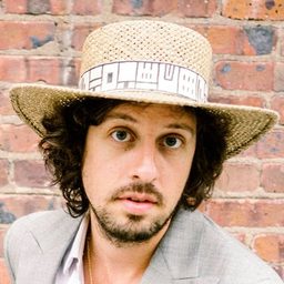 Adam Green 飾演 Self - The Moldy Peaches