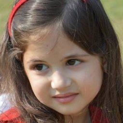 Harshaali Malthotra 飾演 Janani