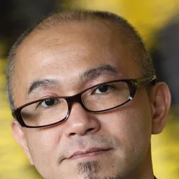 青山真治 飾演 Kitano