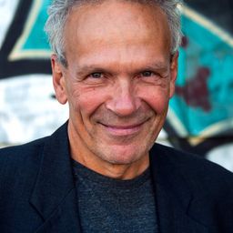 Matthias Dittmer 飾演 Kurt Wagner