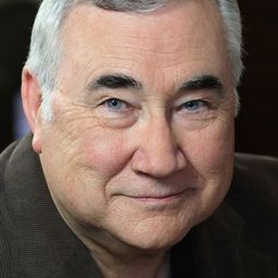 Robert Shepherd 飾演 Harold