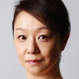 山下容莉枝 飾演 Shiho Tsukishima (voice)