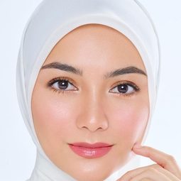 Citra Kirana - 跪毯旁的眼淚演員 飾演Yumna