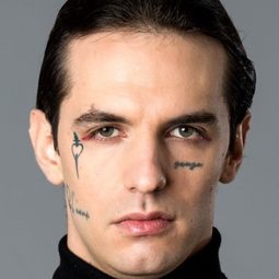 Achille Lauro 飾演 Sé stesso