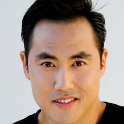 Marcus Choi 飾演 Palmer