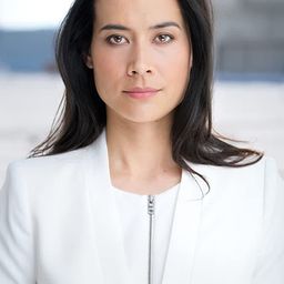 Shi Ne Nielson 飾演 Kyra Sannhet