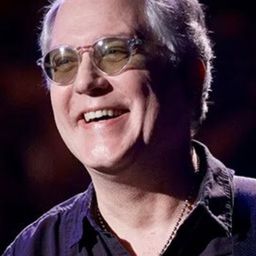 Hugh McDonald 飾演 Self