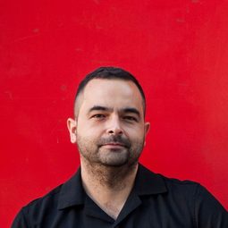 Adolfo Valor - 吻到未來編劇