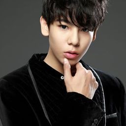 村上真都 飾演 Miura Kai