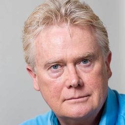 Martin Portus 飾演 Graham Finley