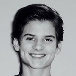 Julian Ras 飾演 Jorre