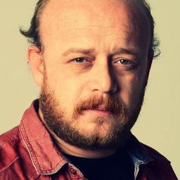 貝堤·恩金 飾演 Davut