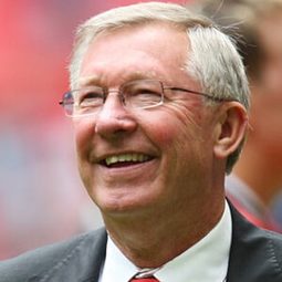 Alex Ferguson - 博比·羅布森：超越總教頭演員 飾演Self