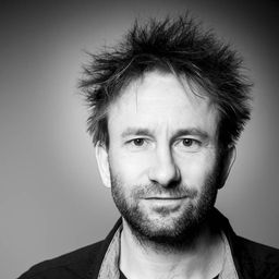 Bánki Gergely 飾演 Dog-catcher #1