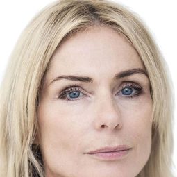 Jacqueline Ramel 飾演 Anja Månsdottir