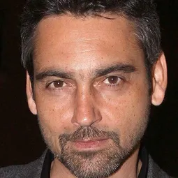 Arnaud Giovaninetti - Trahie !演員 飾演Mateo