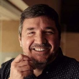 Aleix Estadella 飾演 Troll 2 (voice)