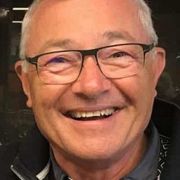 Lars Lønnerup - 兩個世界演員 飾演