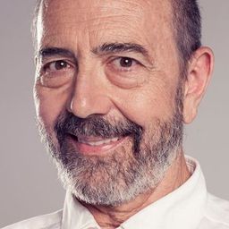 米格·雷加 飾演 Fabio