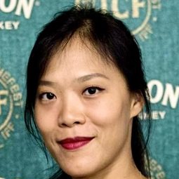 鄒時擎 - 左撇子女孩導演