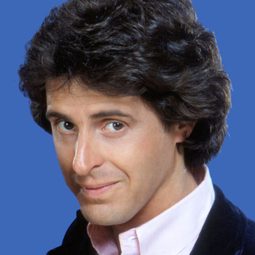 Steven Kampmann 飾演 Jay