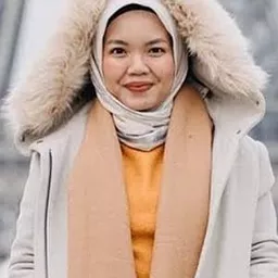 Lele Laila - Jurnal Risa by Risa Saraswati編劇