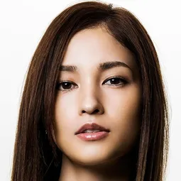 黑木美沙 飾演 Yoshiko Kawashim