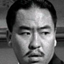 Chester Gan - 群雄奪寶鷹演員 飾演Bit Part (uncredited)