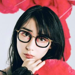 Hashiyasume Atsuko 飾演 Shirabe Saibu
