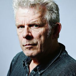 Alex van Warmerdam 飾演 Edgar