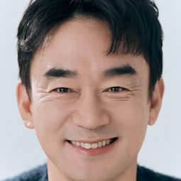 鄭熙泰 飾演 Doctor