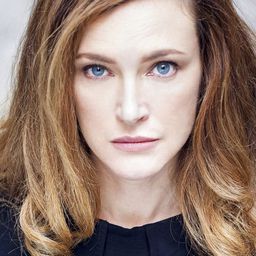 Grazia Schiavo 飾演 Stefania