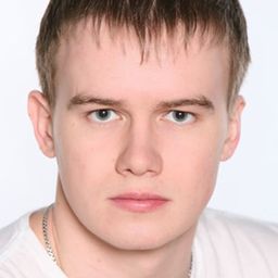 Aleksey Bardukov 飾演 Afanasiy Aleshkin