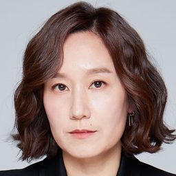 樸美賢 飾演 Wife