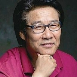 權泰元 飾演 Hunter