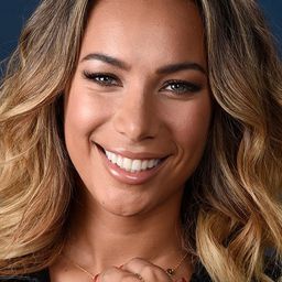 Leona Lewis 飾演 Self